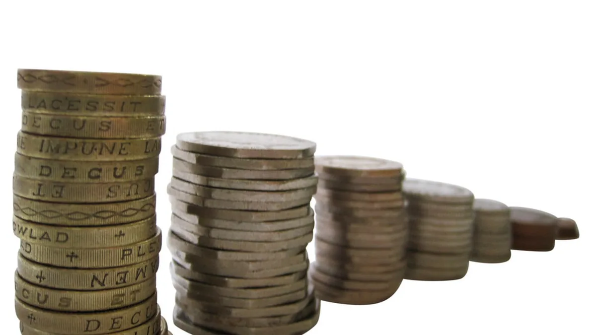 Investment portfolio showing dividends flowing back into a growing pool of assets, no text, no characters, no logos or brands